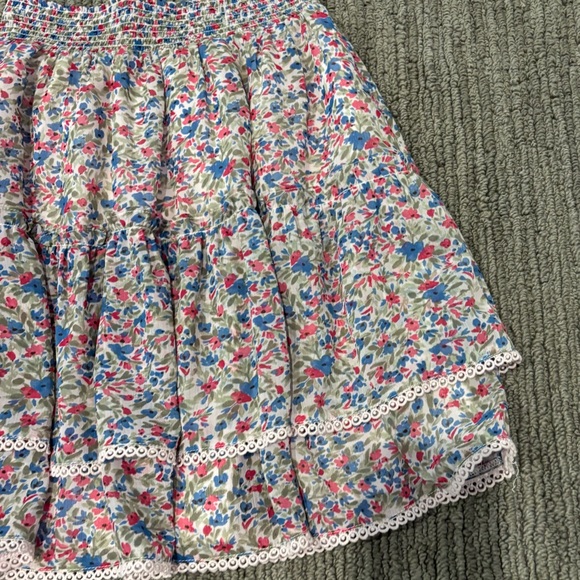 BB Dakota ruffle floral skirt lined mini - Picture 5 of 14